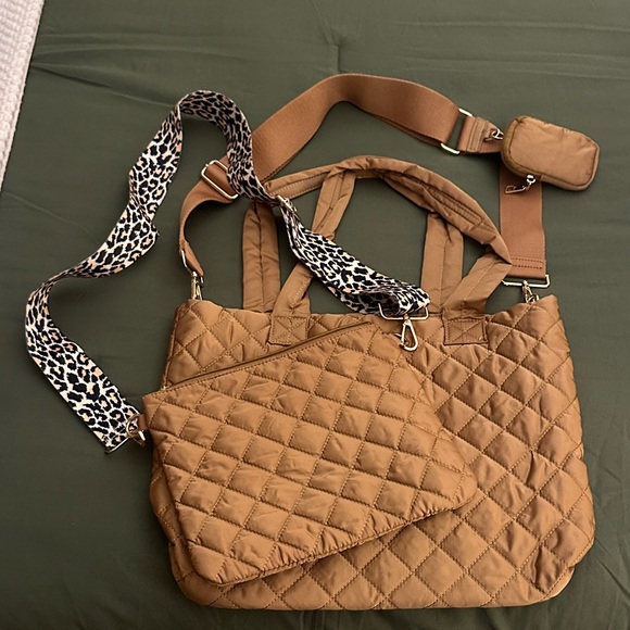 Ahdorned Handbags - Elegant Quilted Tan Tote Bag Set